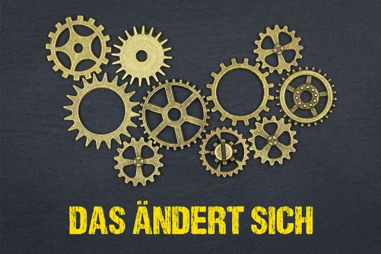 Foto: Zahnräder mit Schriftzug Das ändert sich